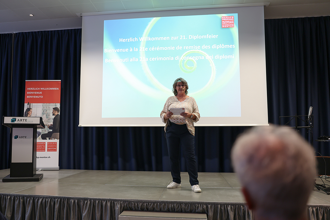 web-diplomfeier-2025-8293.jpg